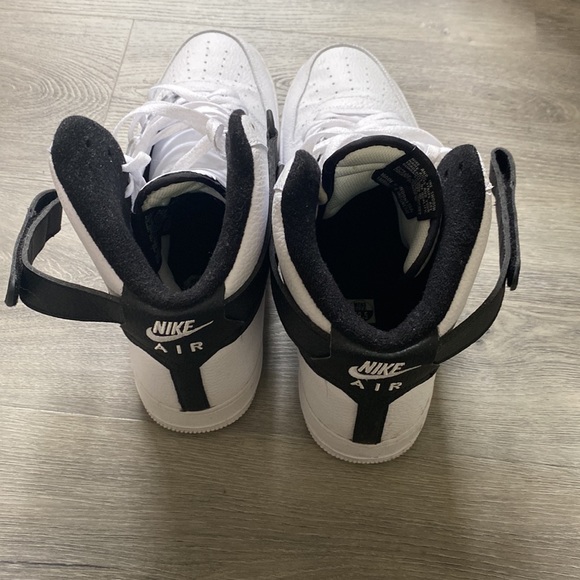 Sold🛑 - Picture 2 of 3